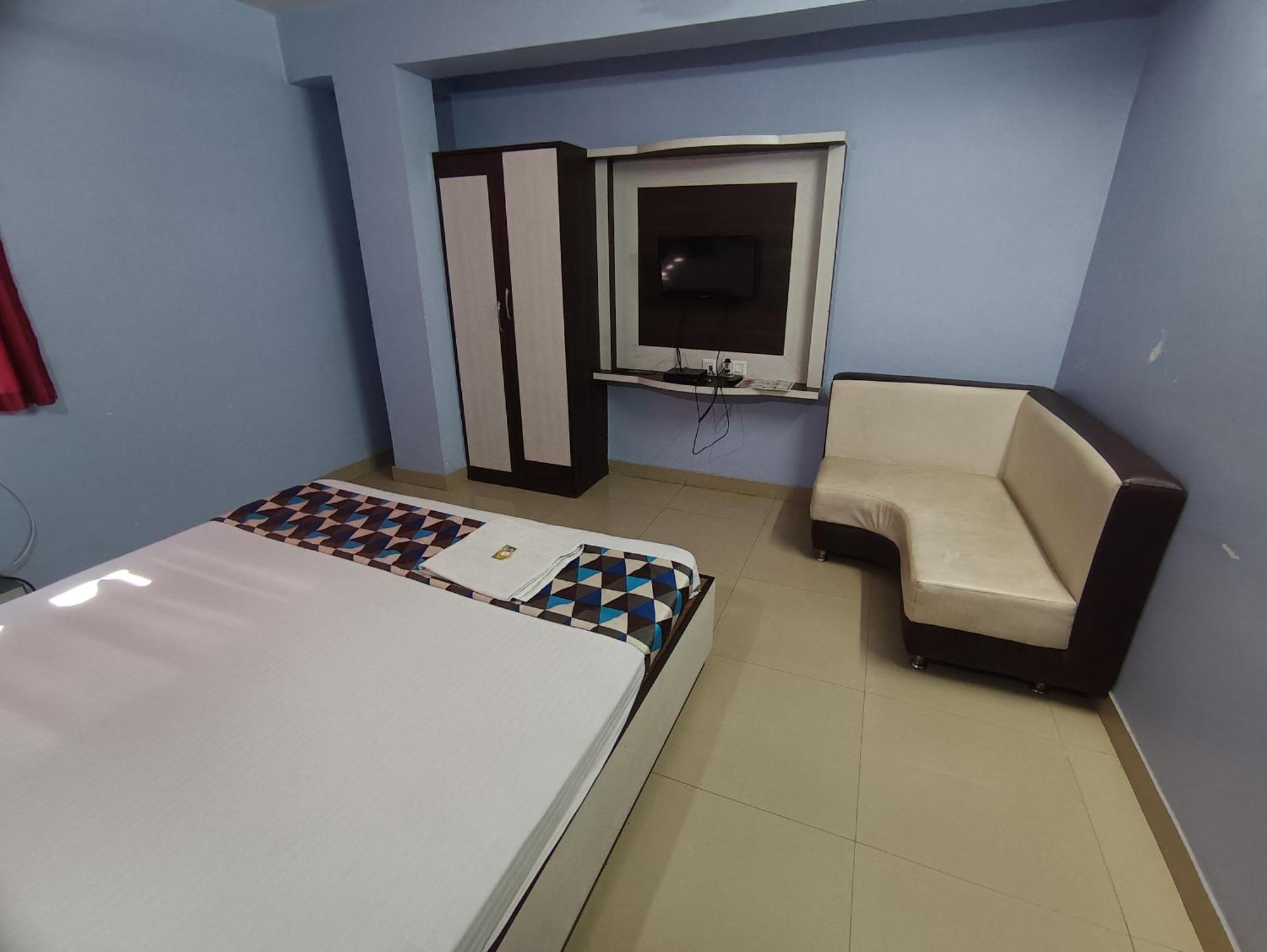 Hotel Viraat Inn Gaya Esterno foto