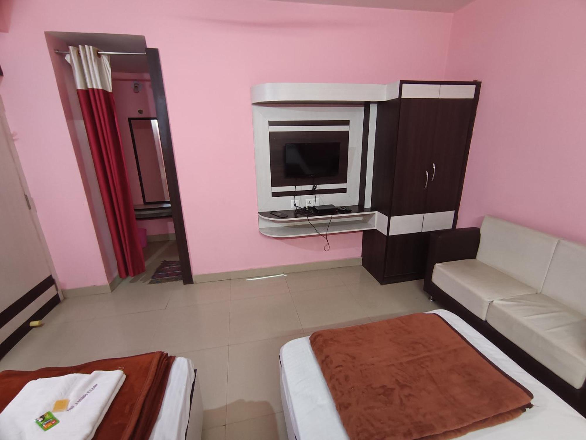 Hotel Viraat Inn Gaya Esterno foto