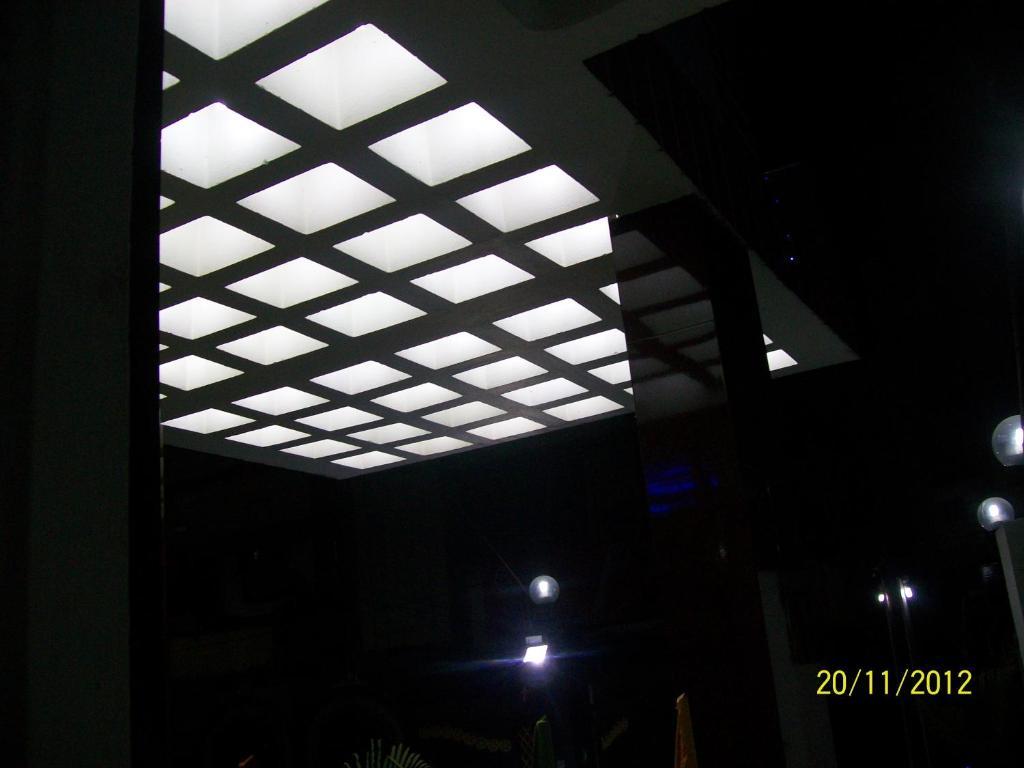 Hotel Viraat Inn Gaya Esterno foto