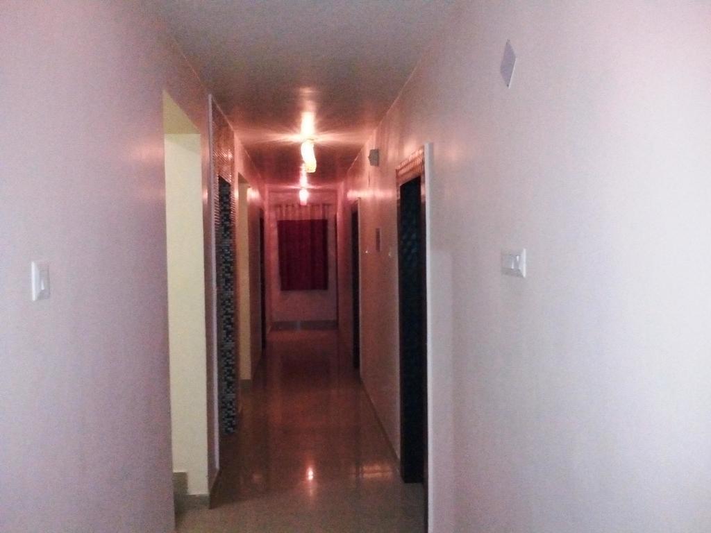 Hotel Viraat Inn Gaya Esterno foto